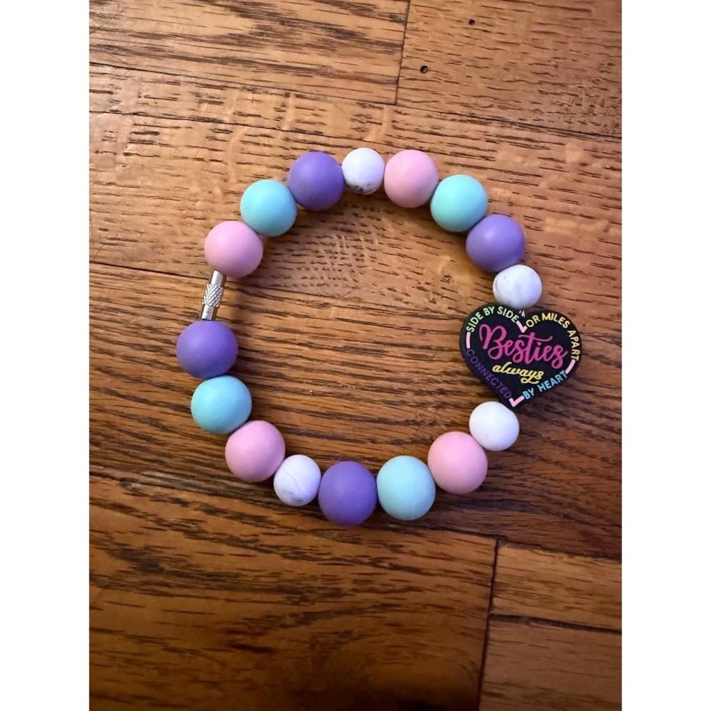 Bestie Beaded Wristlet